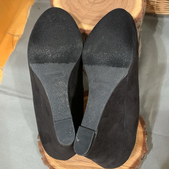 Attention Black Suede Platform Shoes Size 6” - Picture 7 of 8